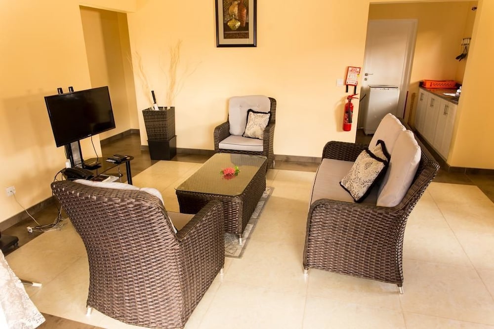 Alha Villa 11/22