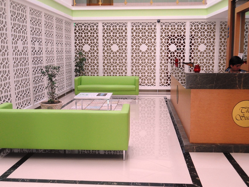 The Suites 9/100