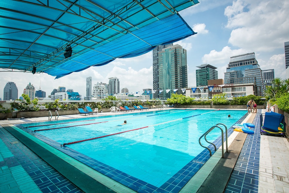 Trinity Silom Hotel 4/46
