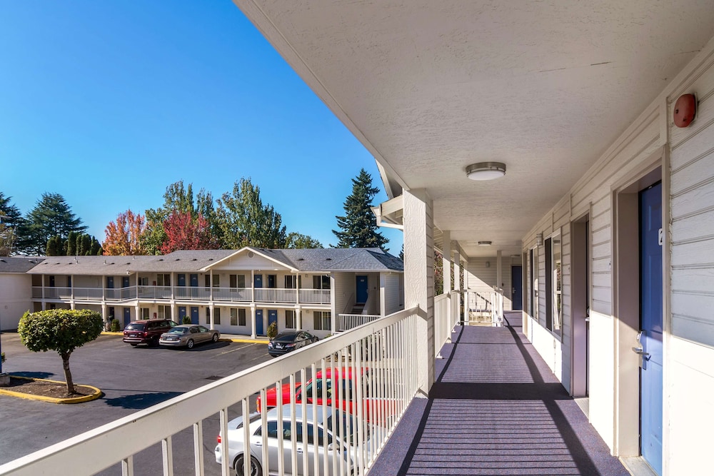 Motel6 Portland, OR Mall 205 37/37