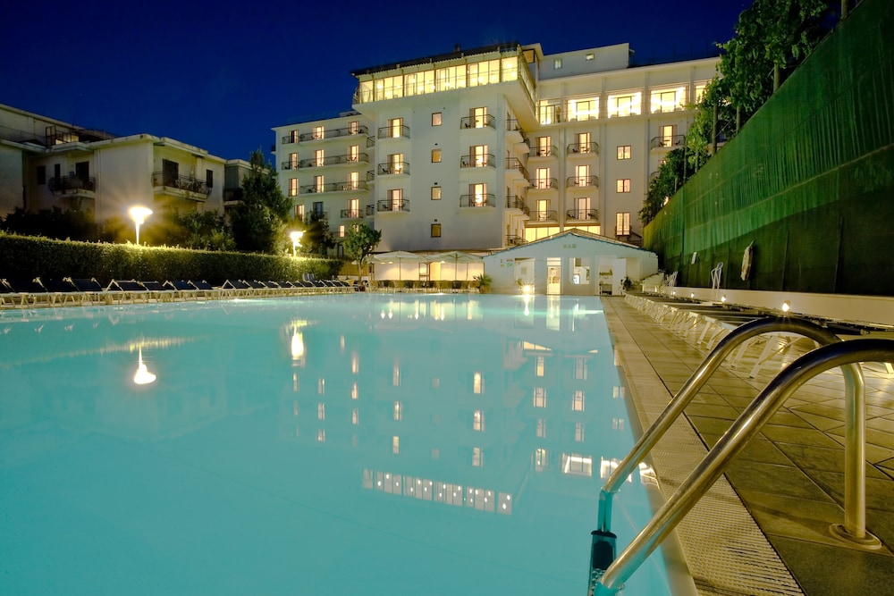 Grand Hotel Flora Sorrento 3/64