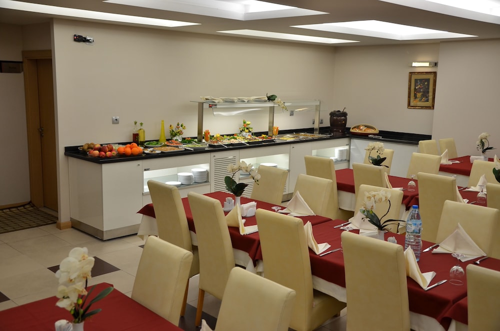 Grand Ozturk Hotel 40/43