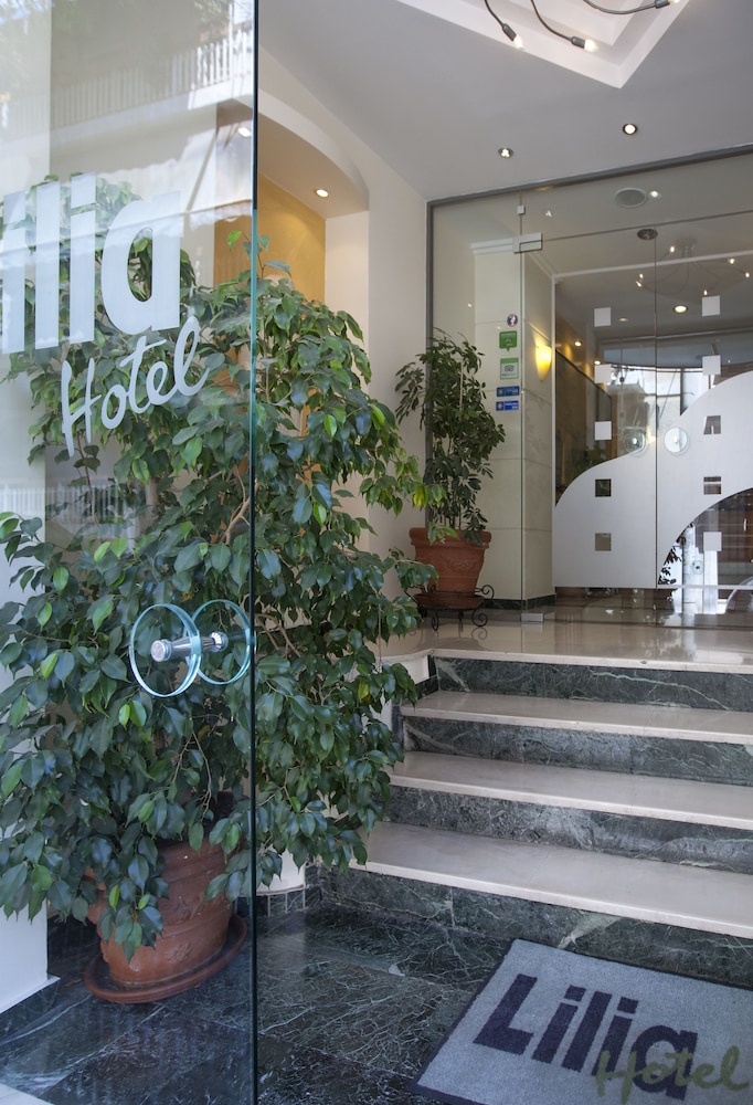 Lilia Hotel Piraeus 7/47