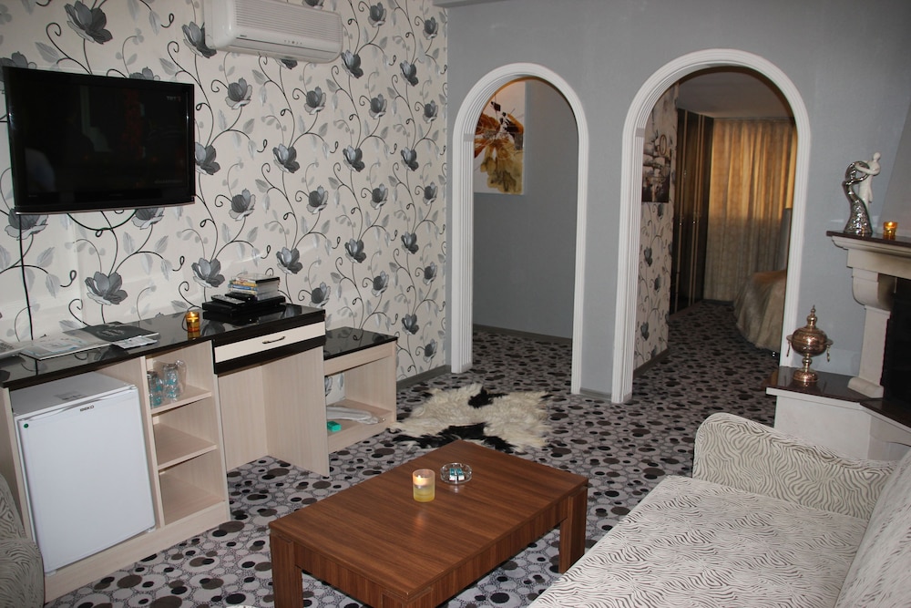 Ankara Risiss Hotel 68/74