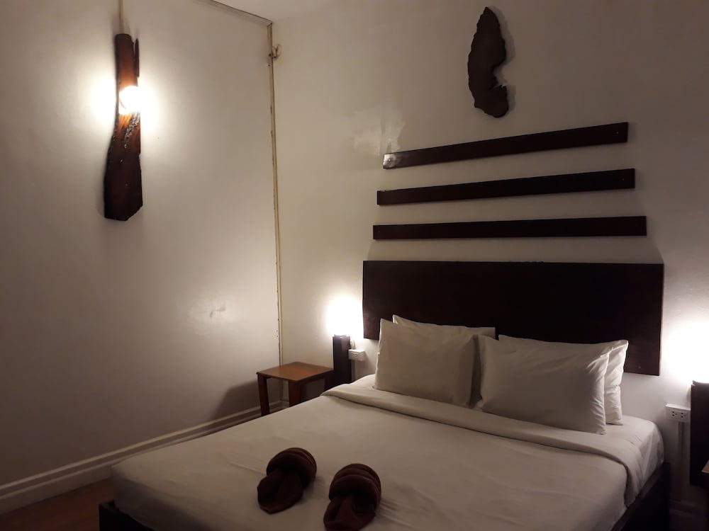 Laos Haven Hotel 10/26