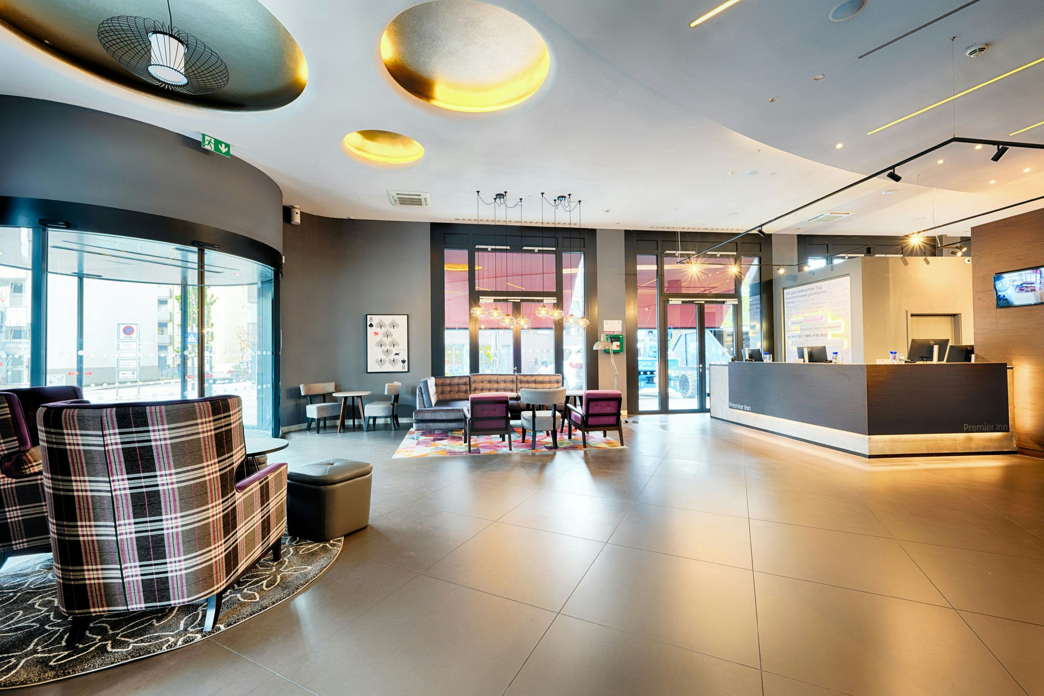 Premier Inn Heilbronn City Centre 7/42