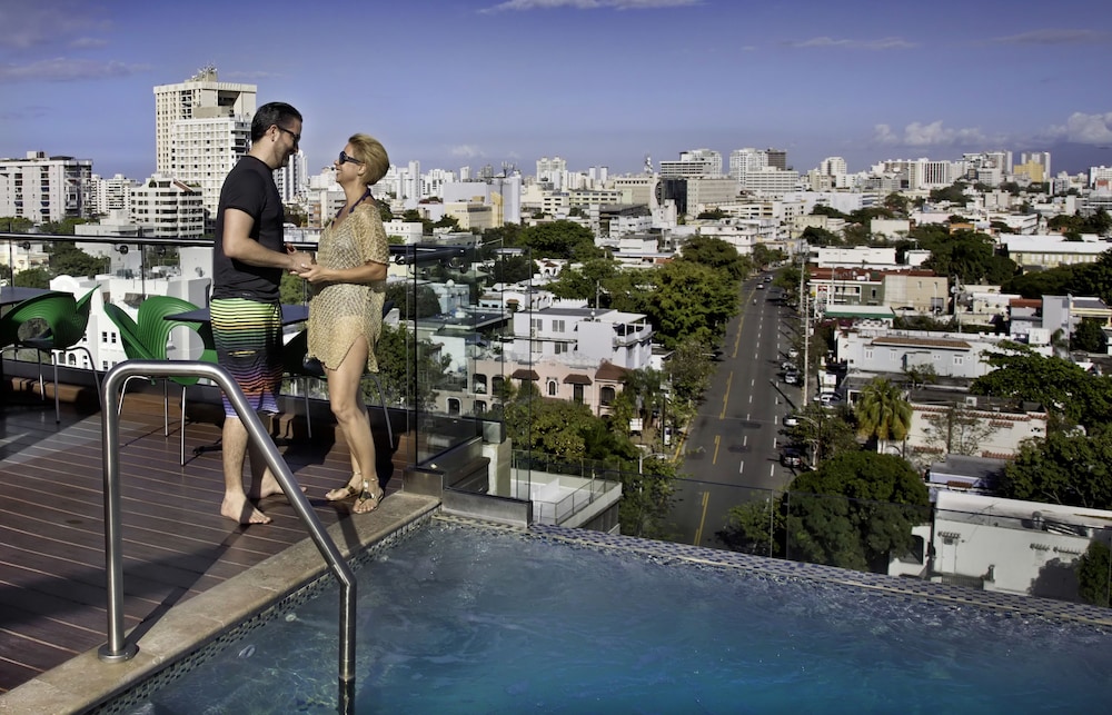 CIQALA Luxury Suites 68/75