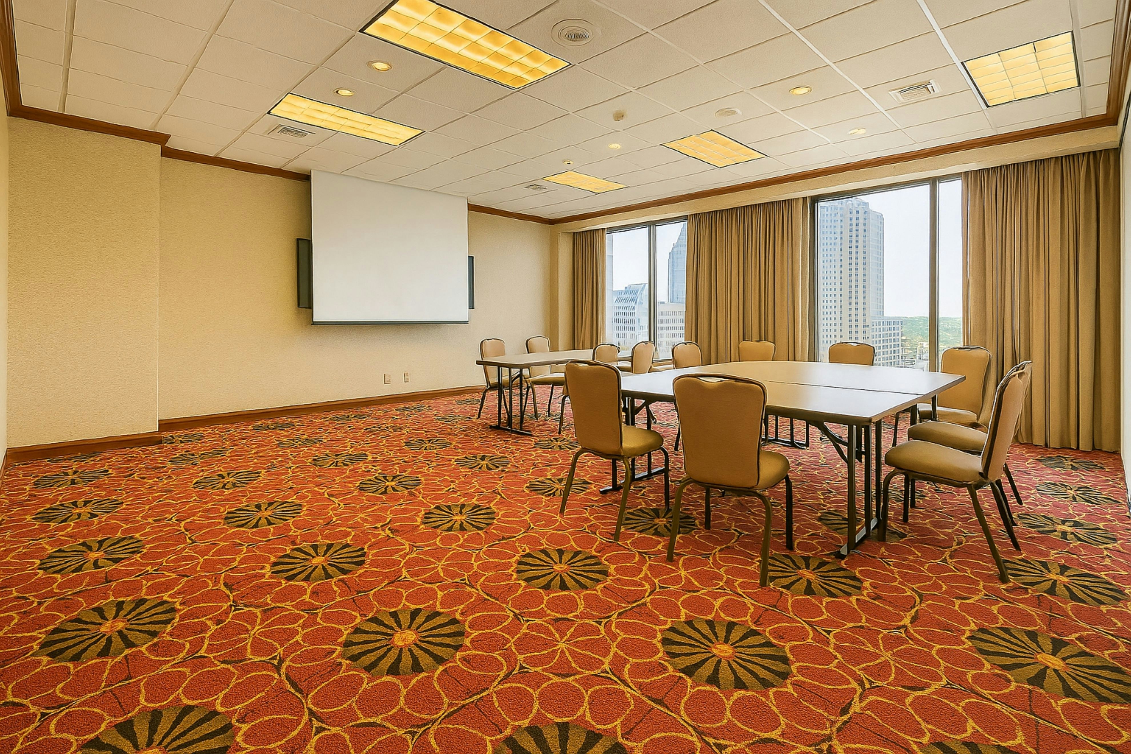 Holiday Inn Sacramento Downtown Arena 62/76