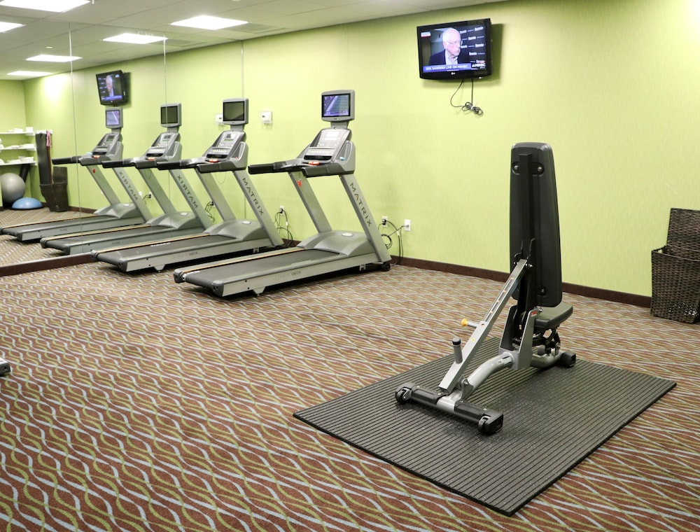 Holiday Inn Express Boston South Brockton 42/78