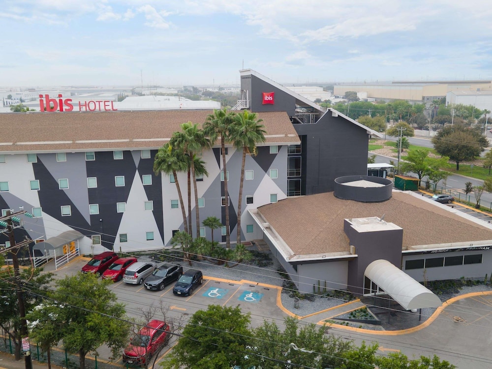 Ibis Monterrey Aeropuerto 4/50