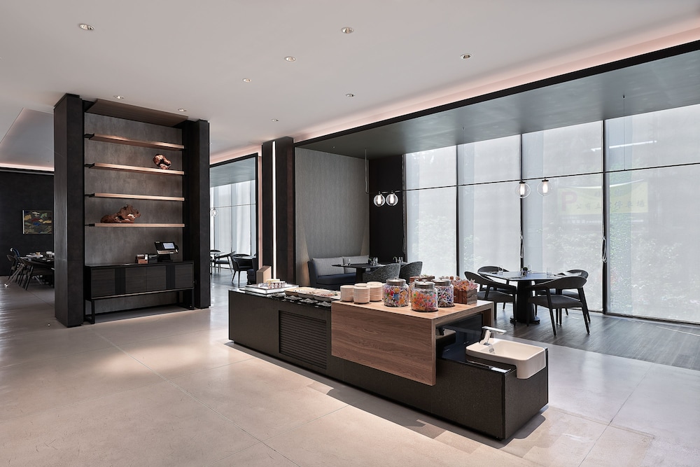 Mu Jiao Xi Hotel 9/50