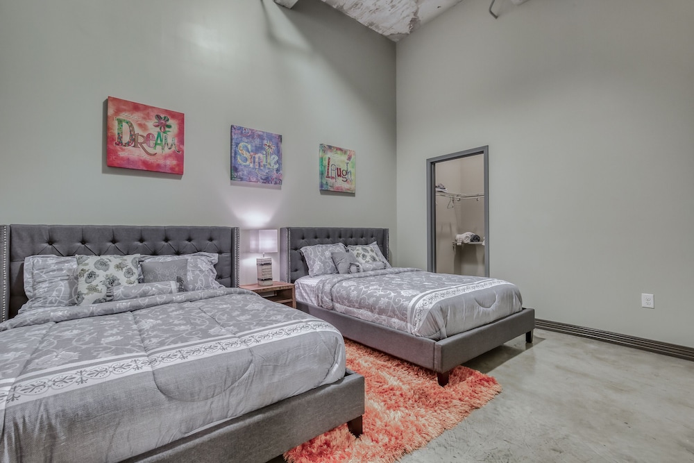 2 BEDROOMS, EXCLUSIVE, APARTMENT, GROUND FLOOR