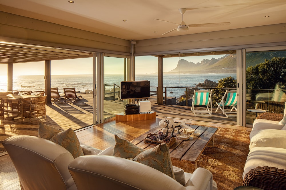Pringle Bay Beach House by Cape Summer Villas 14/32