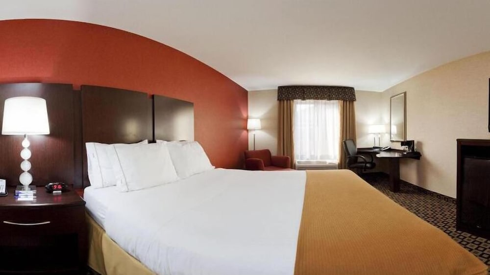 Holiday Inn Express Hotel Suites Crawfordsville 12/65