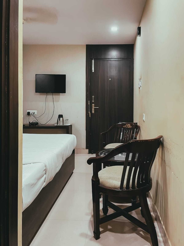 Hotel Sle Residency 17/36