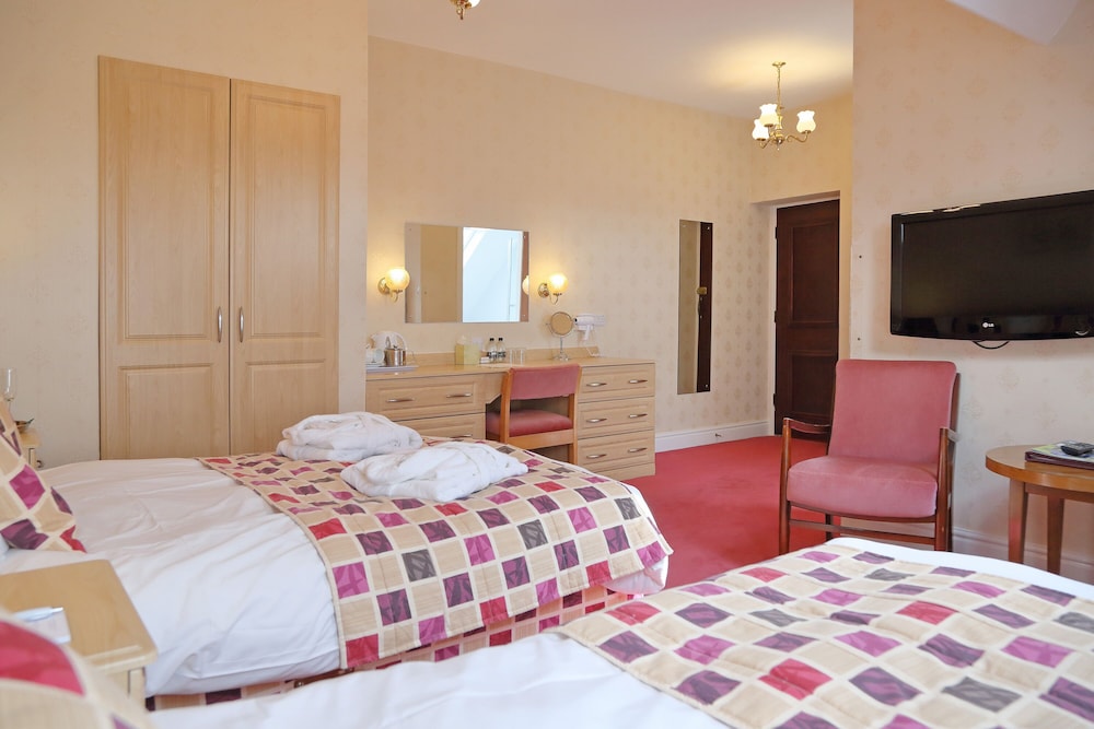 Saxonville Hotel 23/50