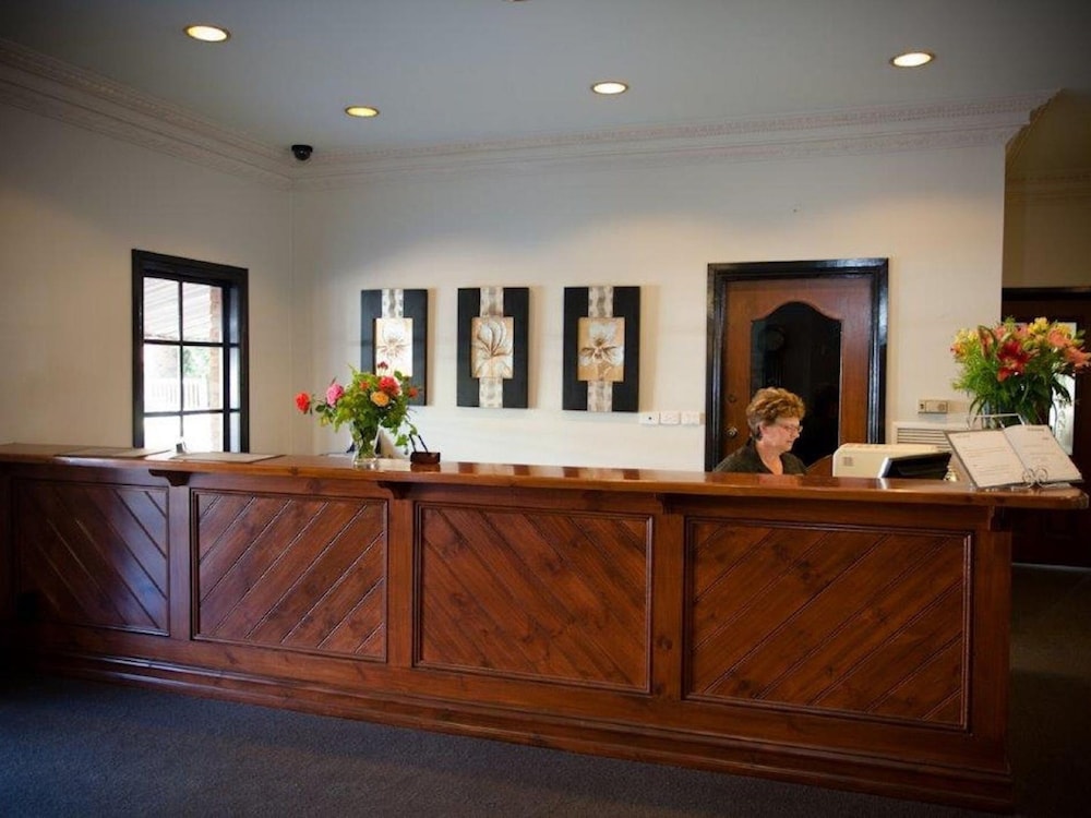 MERCURE PORT OF ECHUCA 12/60