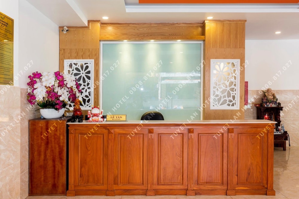 Tuyet Lan Hotel 8/63