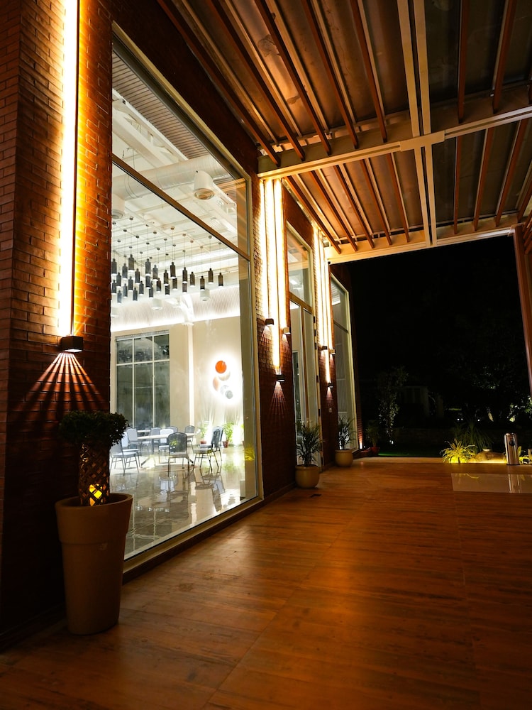 The Solluna Resort Corbett 33/69