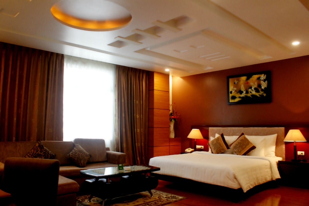 Kin Hotel Thi Sach Edition 12/55