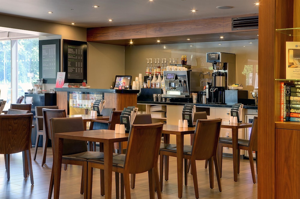 Best Western Pontypool Metro Hotel 19/23