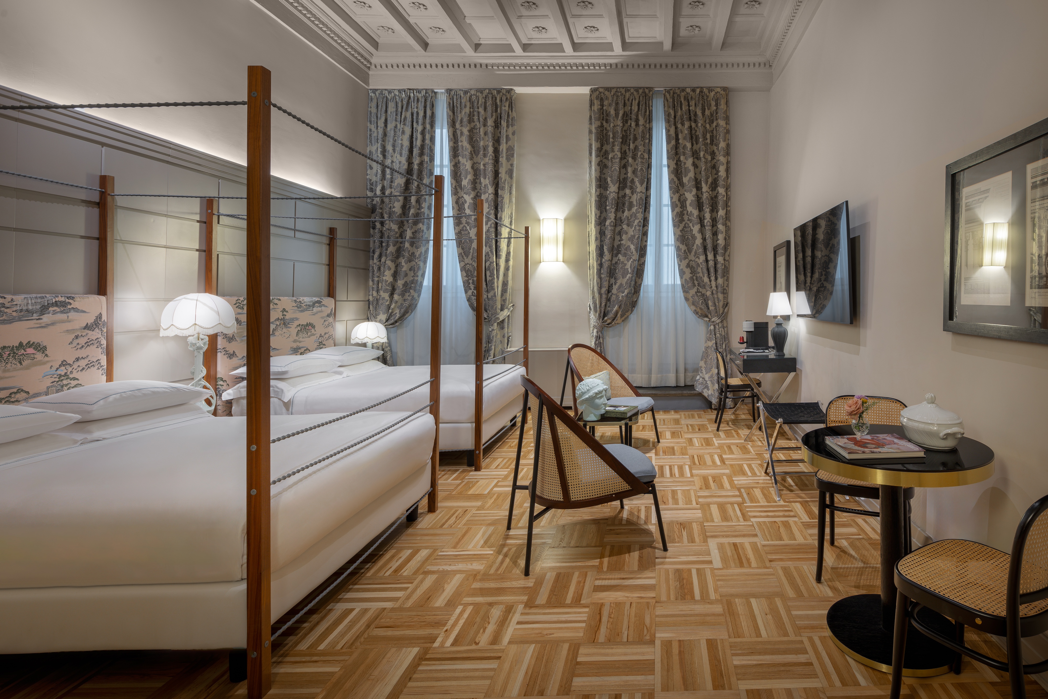 Icon, Twin Beds