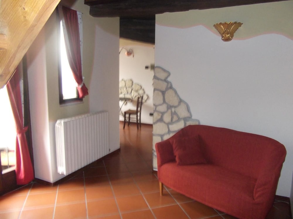 Piccolo Hotel Olina 18/30