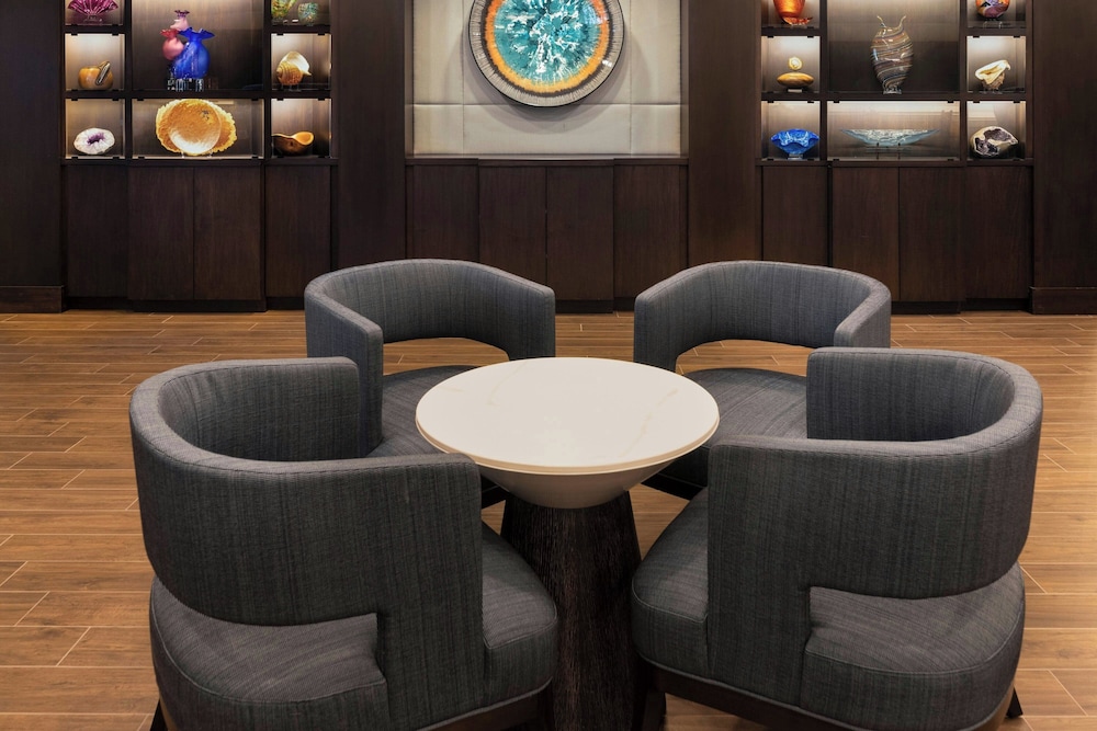 Residence Inn Milwaukee Brookfield 34/50