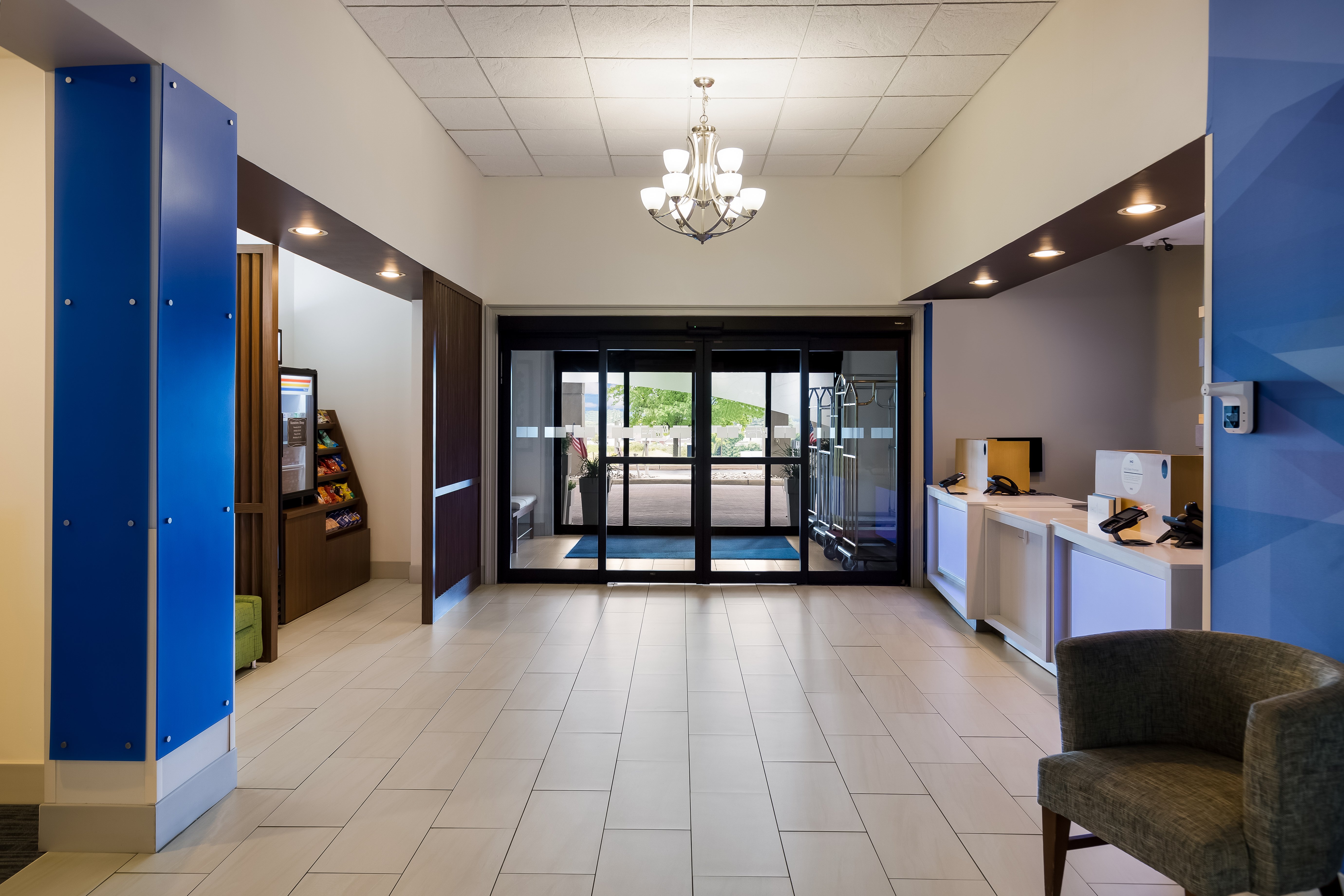 Holiday Inn Express Hotel & Suites Newton Sparta 8/44