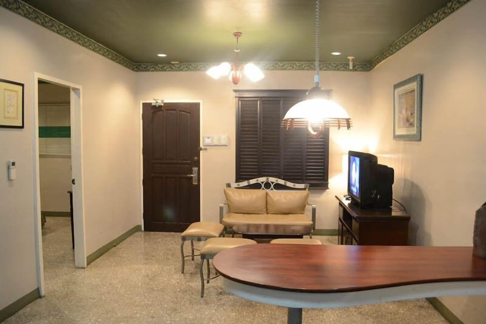 Dm Residente Hotel 35/50
