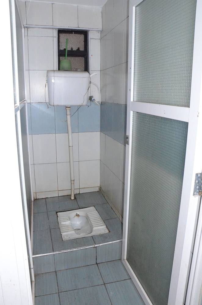 Nairobi Kitale Hotel 22/22