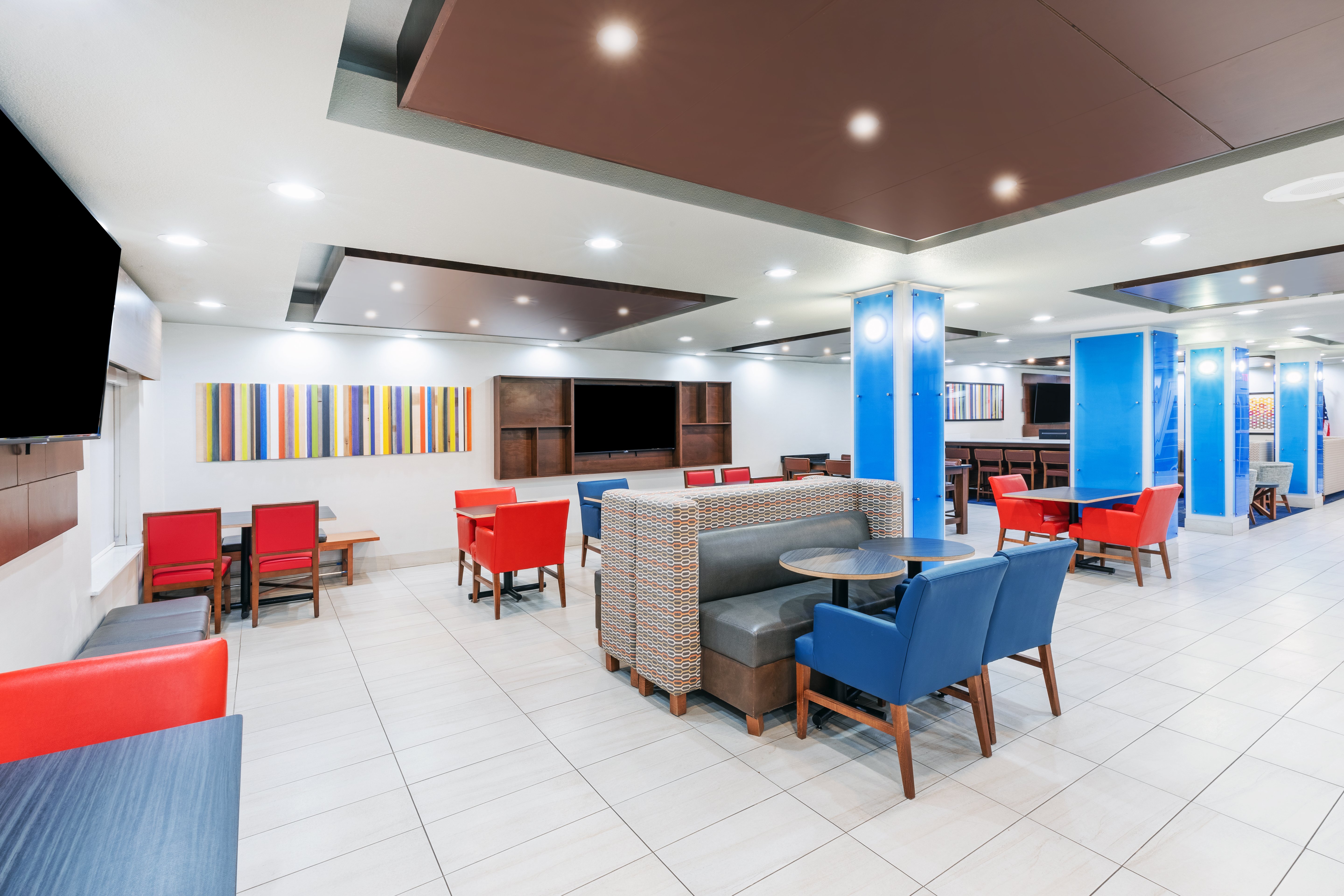 Holiday Inn Express Hotel Suites Amarillo East 32/49