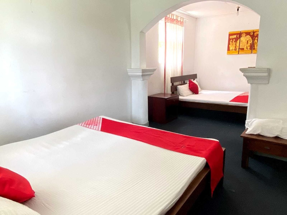 Layathraa Hotel And Restaurant 18/62