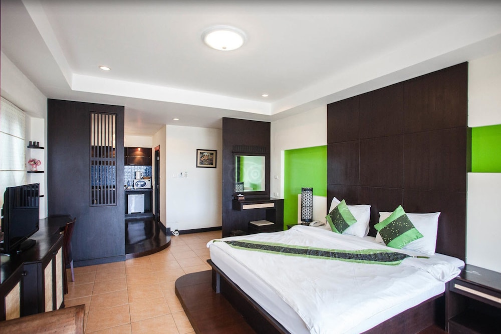 Royal Nakara Ao Nang 25/48