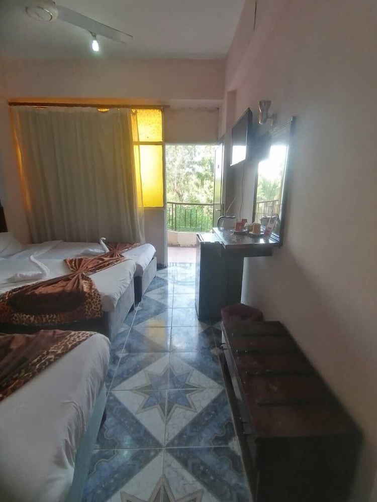 Rezeiky Hotel And Camp Luxor 21/50