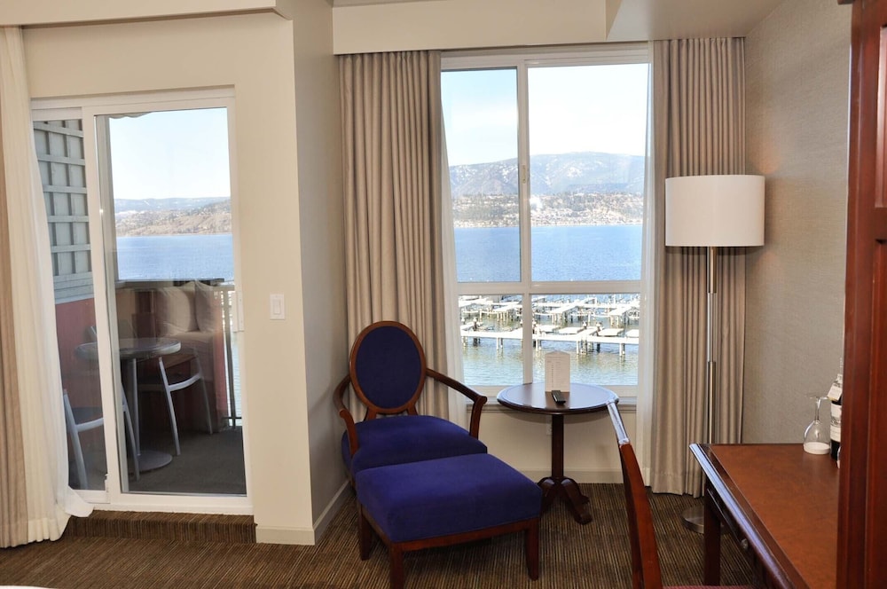 Manteo Resort Waterfront Hotel Villas 36/70