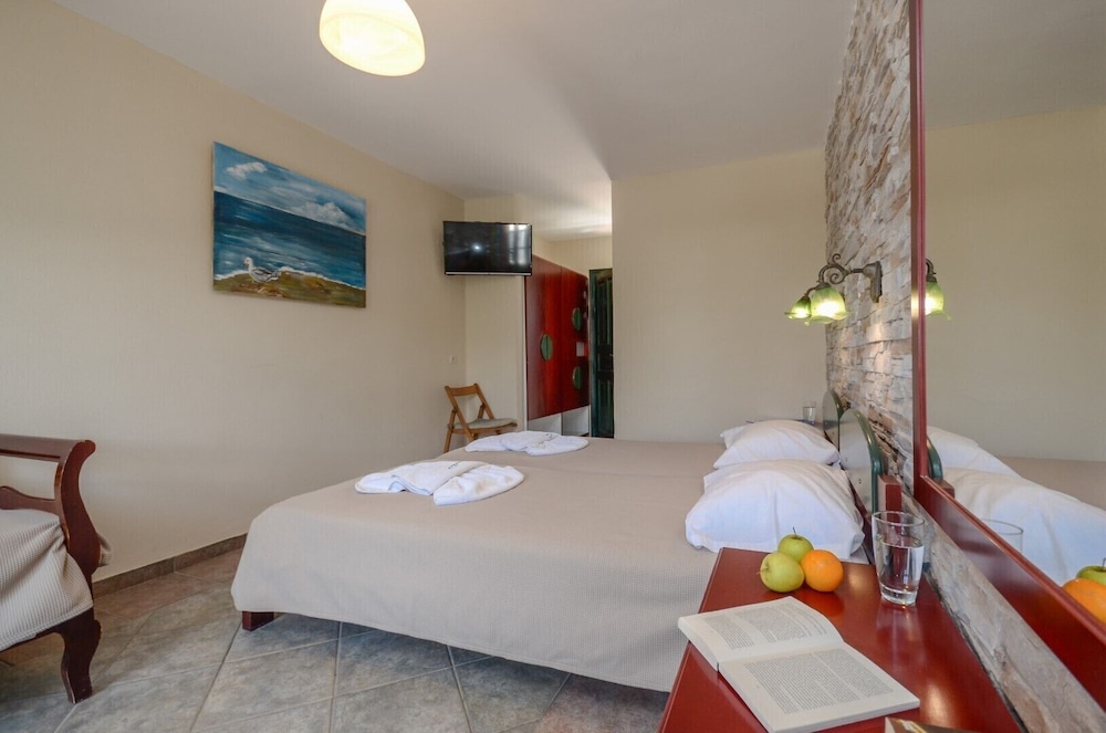Naxos Beach Hotel 22/71