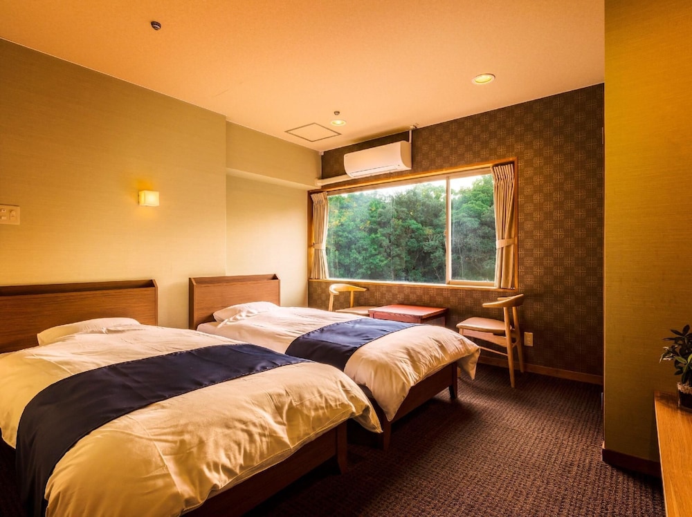 STANDARD, TWIN BEDS, NO VIEW, NO BATHROOM