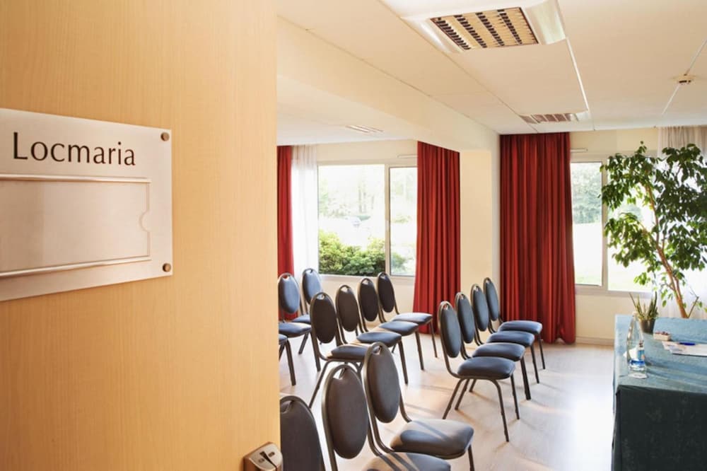 Hotel Oceania Quimper 10/29