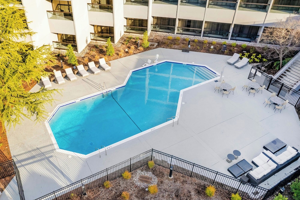 Sheraton Chapel Hill Hotel 22/50