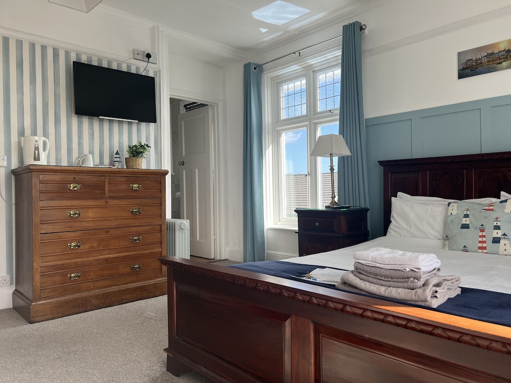 Gwyndra House B&amp;B 9/23
