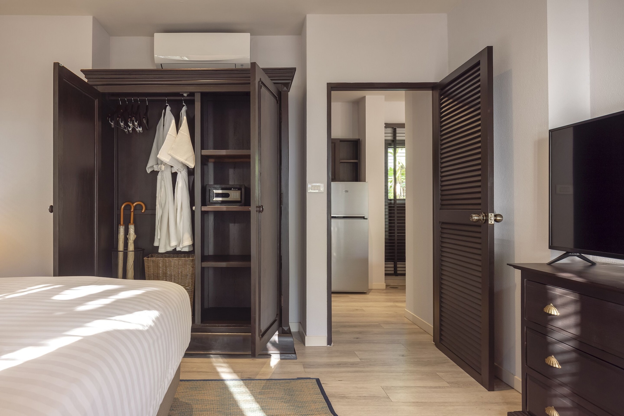 فيلا بسرير كوين، Royal Embassy Resort 8/10