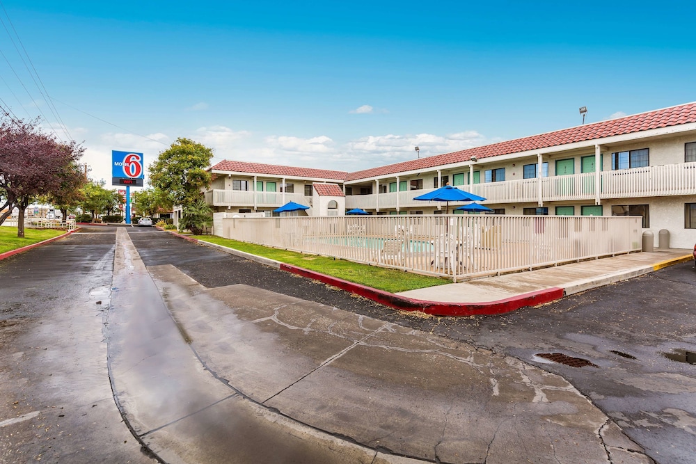 Motel6 Kingman, AZ - Route 66 East 46/63