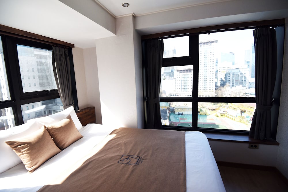 57 Myeongdong Hostel 21/66