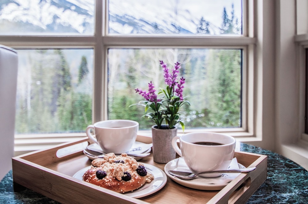 The Rimrock Resort Hotel Banff 55/71