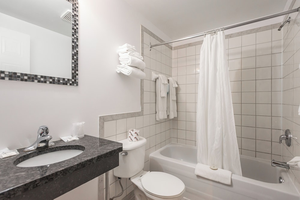 Hotel Le Roberval 44/46