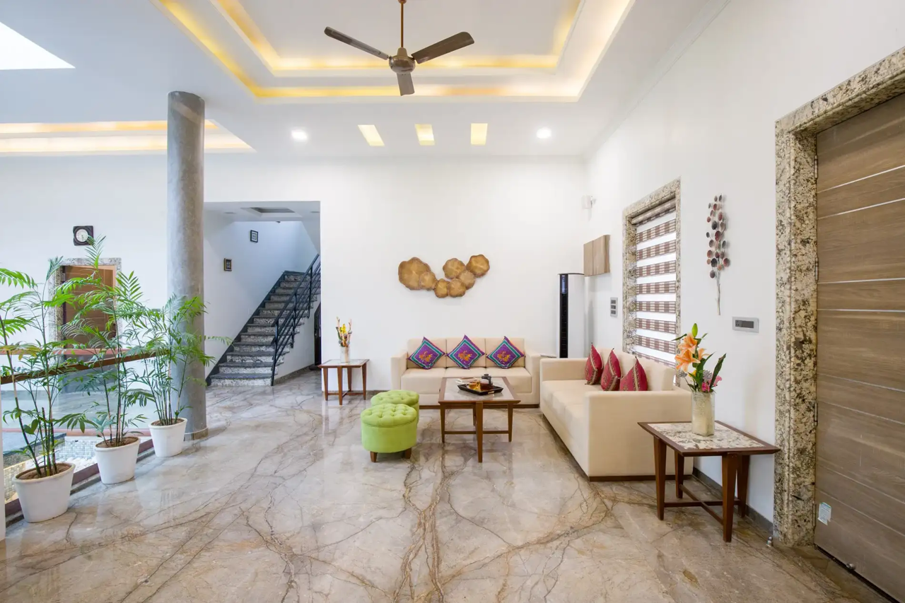 ELIVAAS Shourya Celesta 3 BHK with Pvt Pool 15/29