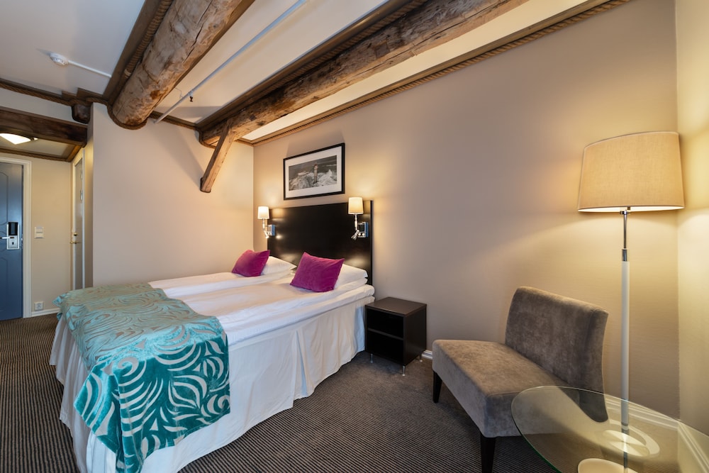 Quality Hotel Floro 21/39