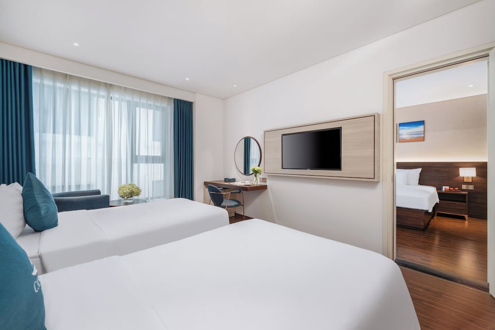 Canvas Hotel 12/58