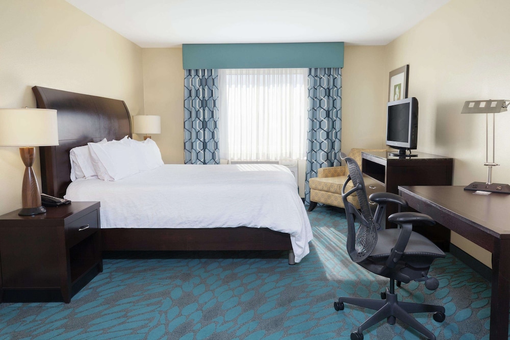 Hilton Garden Inn Fargo 9/61